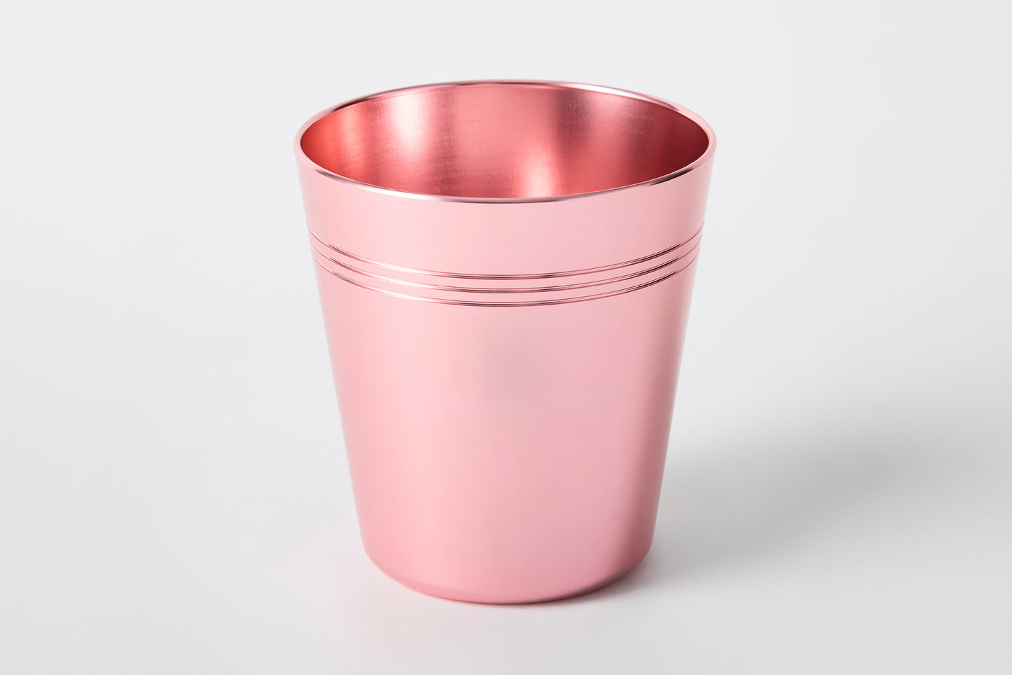 Soft pink anodised aluminium cup – retro drinkware from Maits Brights set