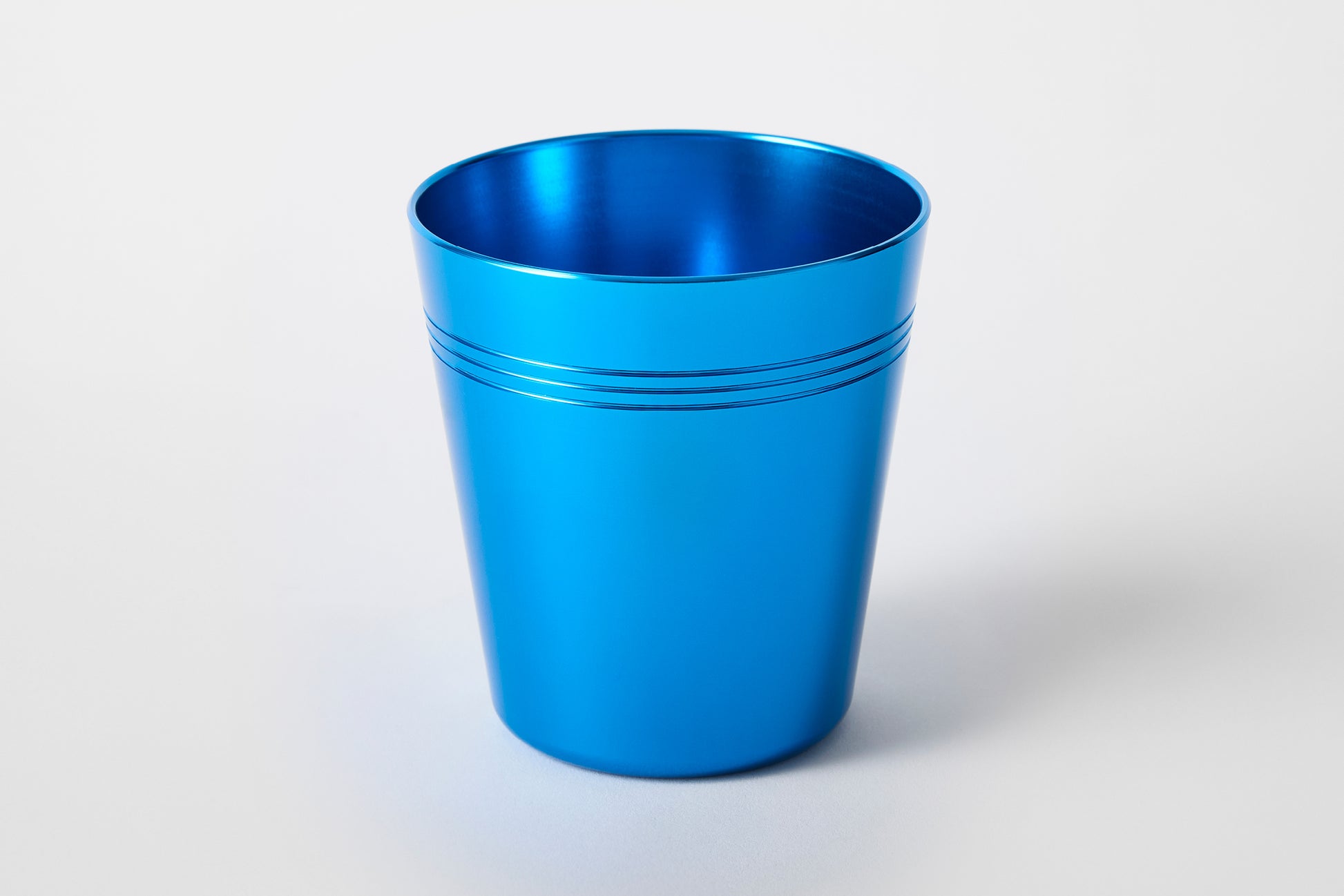Single anodised aluminium cup in ocean blue – retro drinkware by Maits